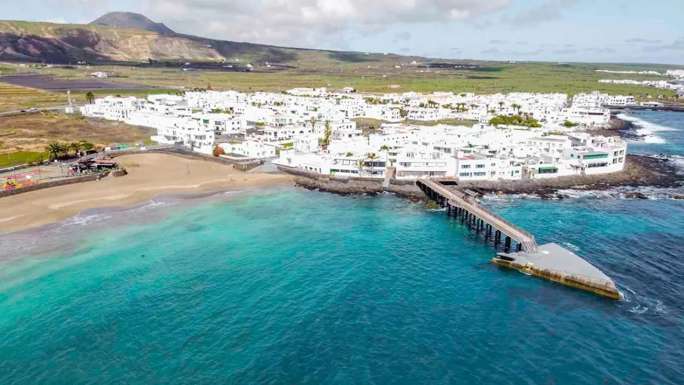 Apartment Casa Julieta By Vulcano Homes Arrieta  Spanien